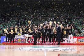 NBA／「魔獸」霍華德入選魔術名人堂 致詞感動落淚