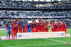 配完《最终幻想7》后＂失业＂ 爱丽丝英配靠直播维持生计